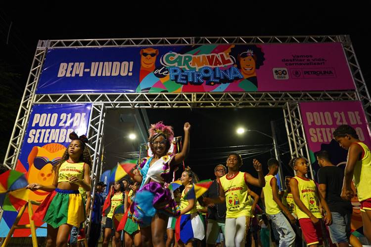 Prefeitura de Petrolina faz alerta para foliões não caírem em golpes