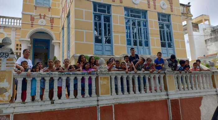 Prefeitura leva crianças e adolescentes assistidas pelo CRAS Tabuleiro ao museu de Juazeiro