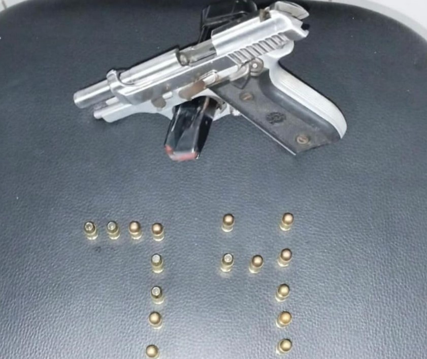 Homens são detidos em Maniçoba por porte ilegal de arma e mandado por homicídio em aberto