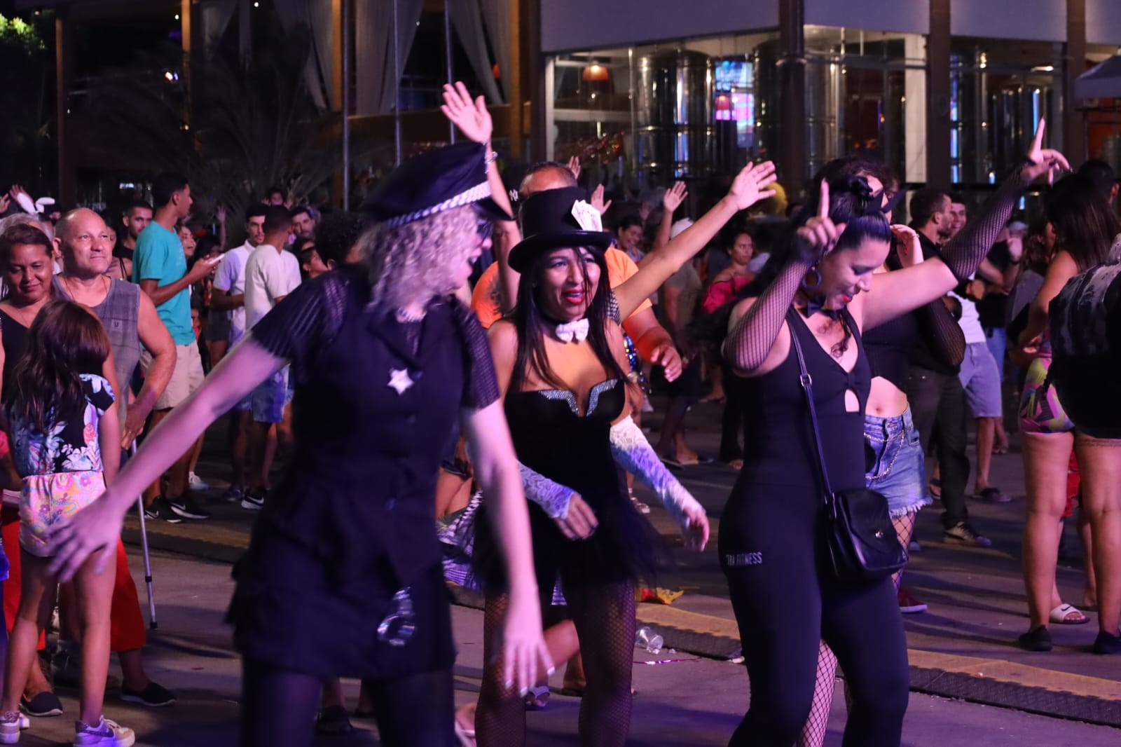 Mais uma noite do carnaval de Petrolina é marcada pela alegria e pluralidade musical — Blog Edenevaldo Alves