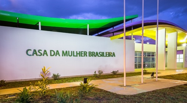 Prefeitura de Petrolina assina termo de adesão para construção da Casa da Mulher Brasileira — Blog Edenevaldo Alves