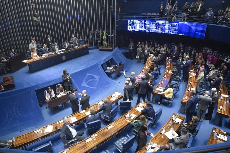 Deputados e Senadores só voltarão do recesso de Carnaval em 19 de fevereiro