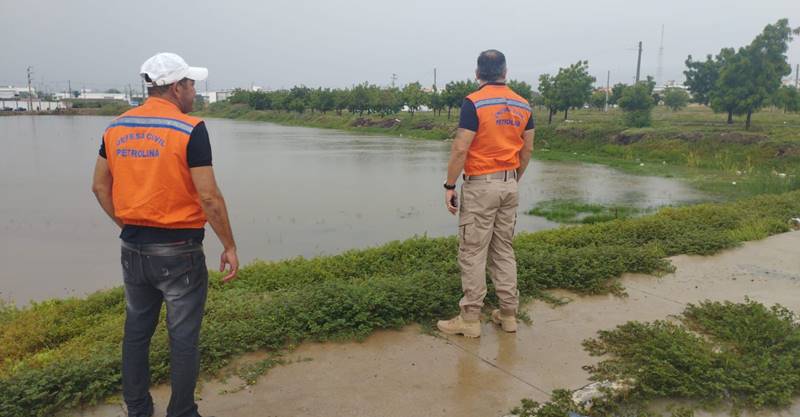 Defesa Civil de Petrolina intensifica monitoramento diante da previsão de chuva
