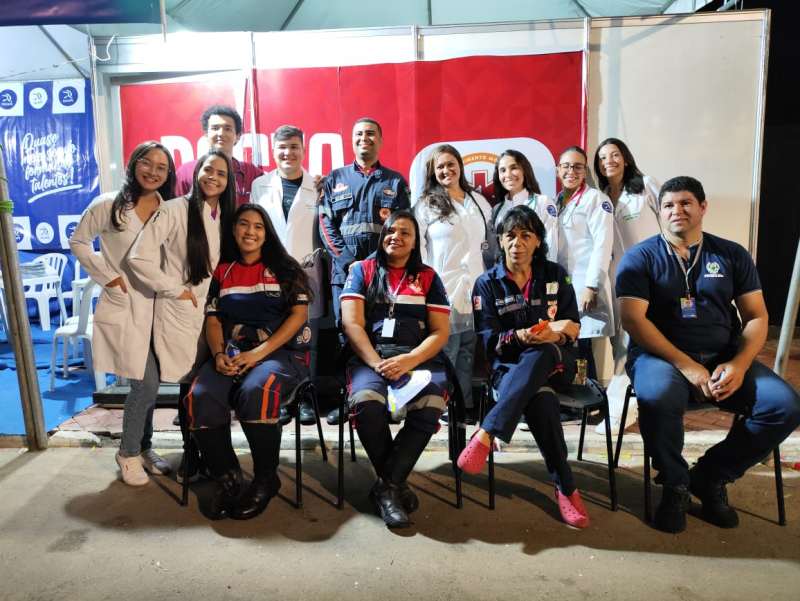 Estudantes de Medicina da Facape prestam assistência aos foliões no Carnaval de Petrolina