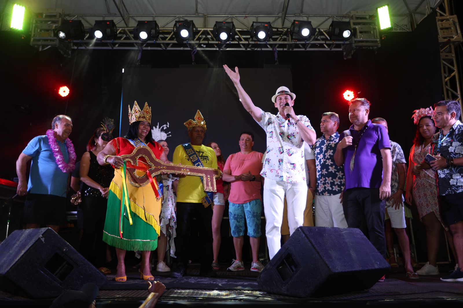 Carnaval de Petrolina (PE) ganha as ruas da cidade e é sucesso de público — Blog Edenevaldo Alves