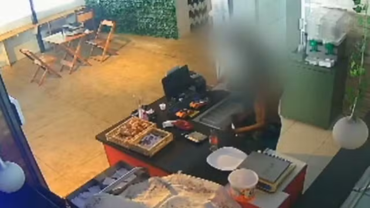 Restaurante na Bahia é assaltado duas vezes no mesmo dia e empresário fecha local por tempo indeterminado