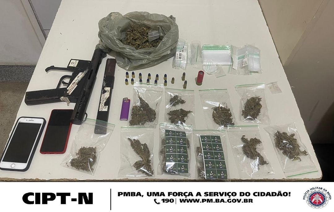 Homem recebe policia à balas de submetralhadora em Juazeiro