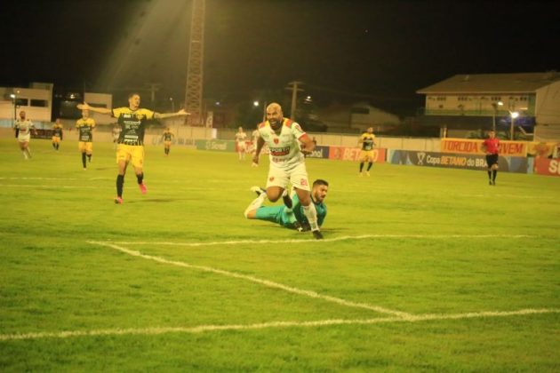 Fera Sertaneja vence e avança na Copa do Brasil