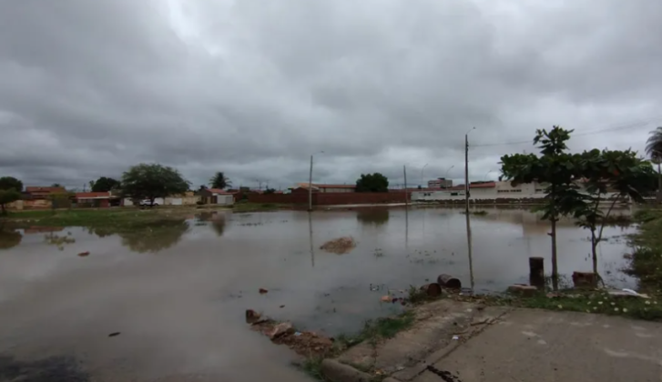 Com mais de 144 mm, chuvas no mês de fevereiro em Petrolina (PE) vieram com maior volume de água desde os últimos 20 anos