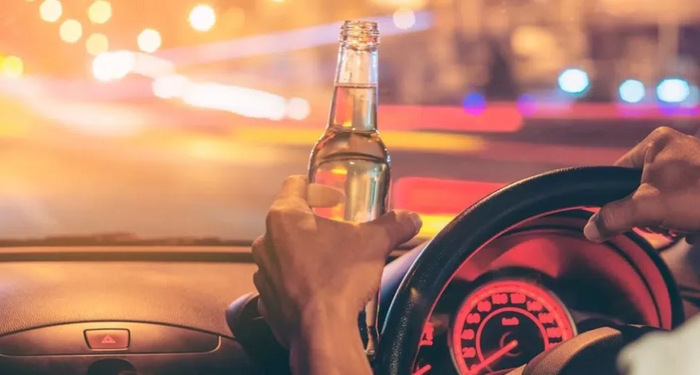 Motorista alcoolizado atropela 30 pessoas no Carnaval em Minas Gerais