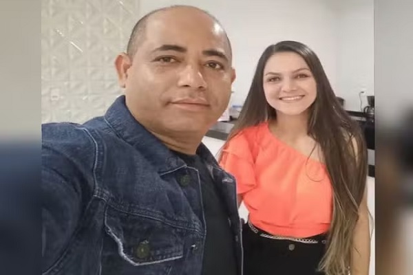 Cantora de forró Marcinha Sousa e marido morrem afogados em carro ao tentar cruzar ponte no Ceará
