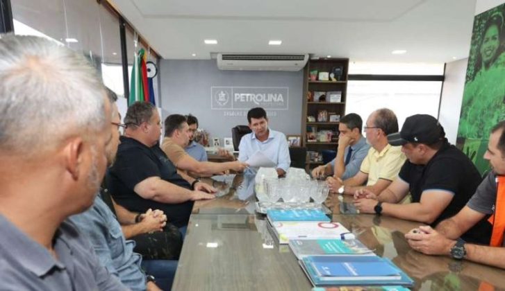 Petrolina (PE): Simão mobiliza força-tarefa com mais de 300 profissionais para enfrentamento dos impactos causados pelas chuvas