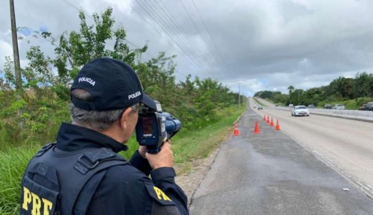 PRF inicia operação com foco no excesso de velocidade em Pernambuco