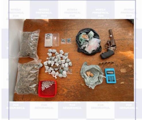 Operação no N-8 apreende armas e quantidade variada de entorpecentes