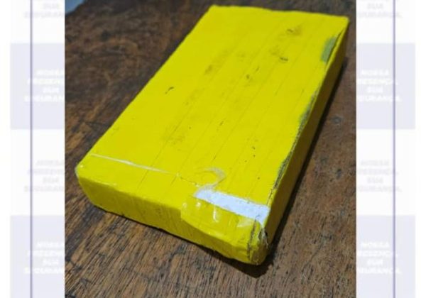 Homem tenta jogar droga para dentro do presídio de Petrolina, mas polícia frustra ação