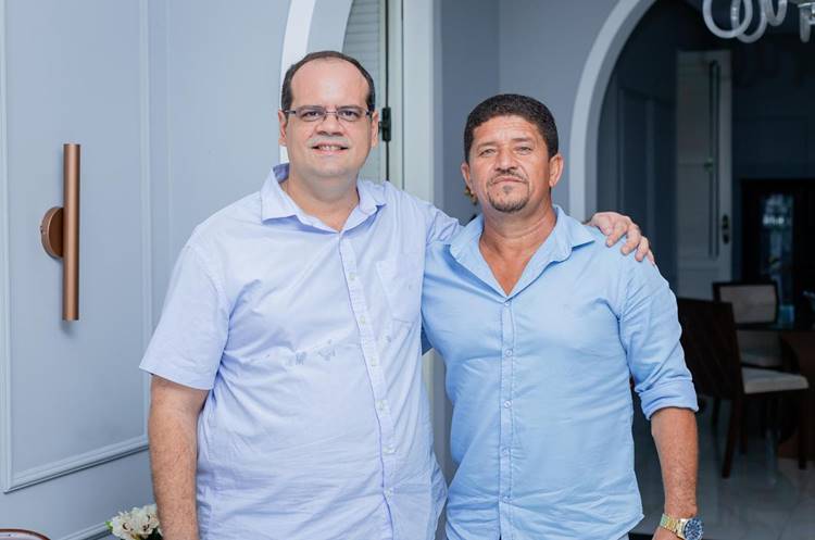 Em Floresta, presidente da Câmara de Vereadores reforça time da oposição