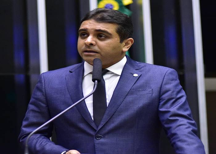 Pré-candidato Fernando Rodolfo ironiza anúncio do São João de Caruaru