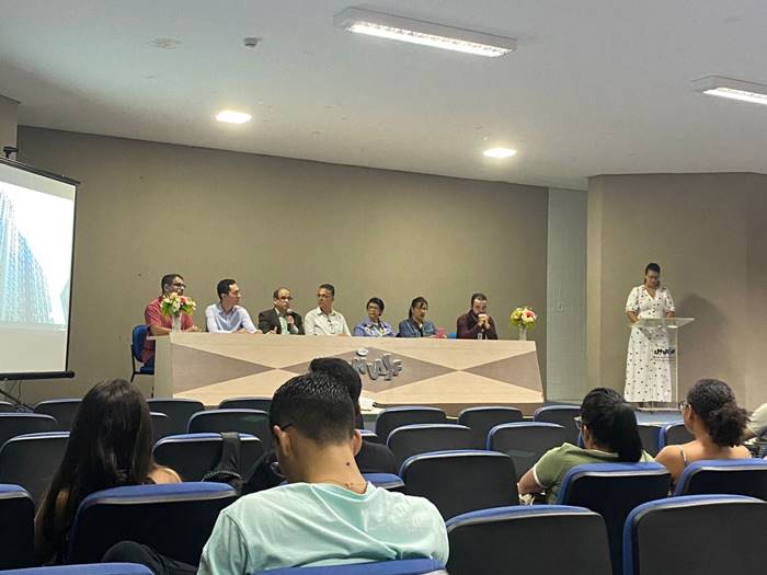 Direção do HU-Univasf recepciona novos residentes em saúde