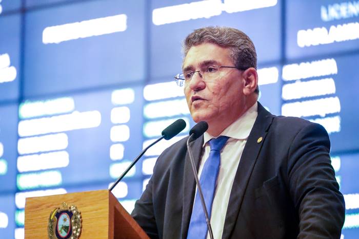 Deputado Luciano Duque defende uso do canabiol para fins medicinais