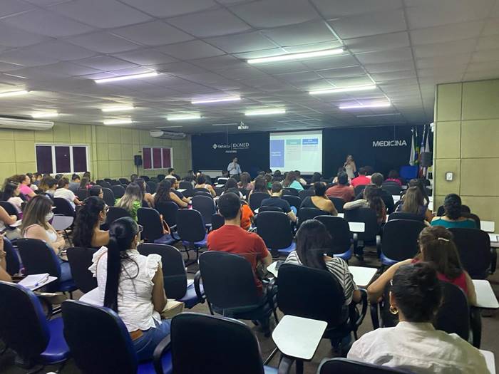 Juazeiro: Médicos e enfermeiros recebem capacitação para melhor manejo clínico contra arboviroses