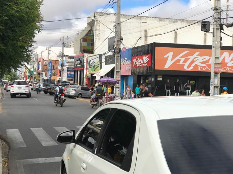 O que abre e fecha em Petrolina no feriado da Data Magna