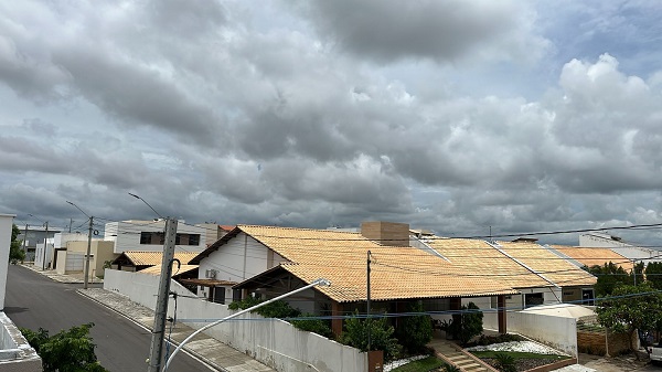 Inmet emite alerta, e regiões de Pernambuco devem ter chuvas intensas a fraca até a Sexta-Feira da Paixão