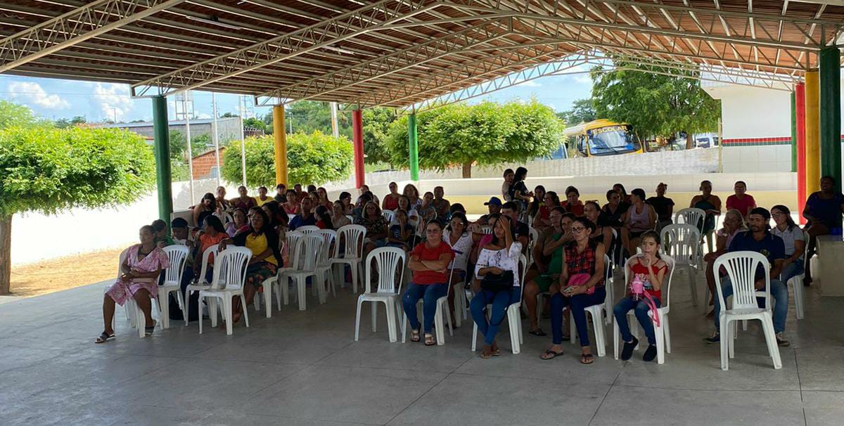 Famílias de estudantes são orientadas sobre a importância em manter a frequência escolar em Petrolina (PE) — Blog Edenevaldo Alves
