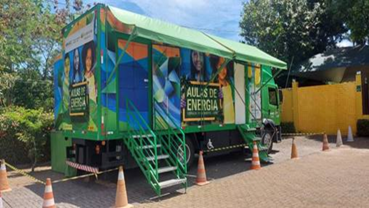 Caminhão da Neoenergia leva o projeto Aulas de Energia para Petrolina a partir da terça-feira
