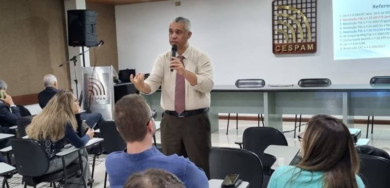 TRE-PE inicia atualização de magistrados para as Eleições 2024