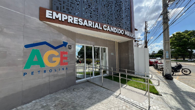 AGE Petrolina realiza atendimento para declaração de MEI até fim do mês de maio