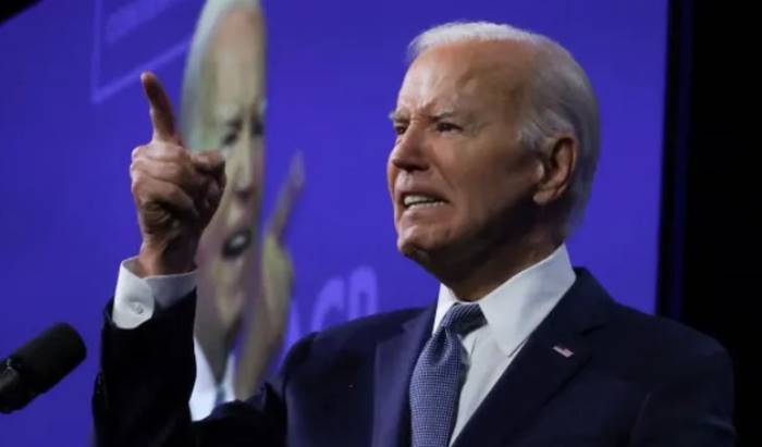 Presidente dos Estados Unidos desiste de reeleição e declara apoio a Kamala Harris