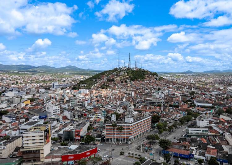 Coluna da Folha: O grande duelo vai começar em Caruaru