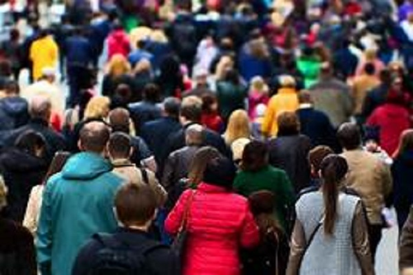 População brasileira começará a diminuir em 2042, aponta IBGE