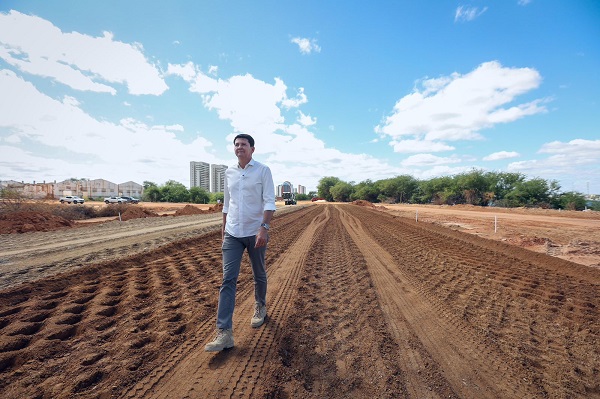 Com obras avançadas, construção da Orla 3 de Petrolina é vistoriada por Simão Durando