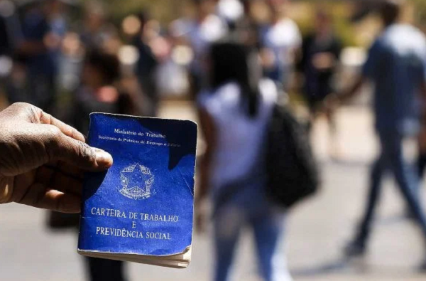 Taxa de desemprego em julho é a menor desde dezembro de 2014 – Blog Edenevaldo Alves