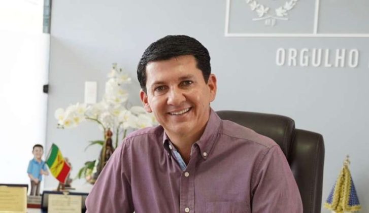 Agenda dos candidatos: Simão abre campanha com caminhada no José e Maria em Petrolina