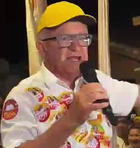 Prefeito de Salgueiro dá declaração polêmica em comício e é criticado