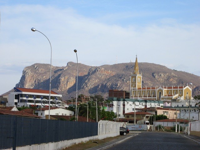 Serra Talhada: Prefeitura, PMPE e bombeiros firmam TAC sobre organização de tradicional festa