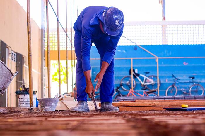 Prefeitura de Juazeiro requalifica mais de 70 escolas com recursos próprios