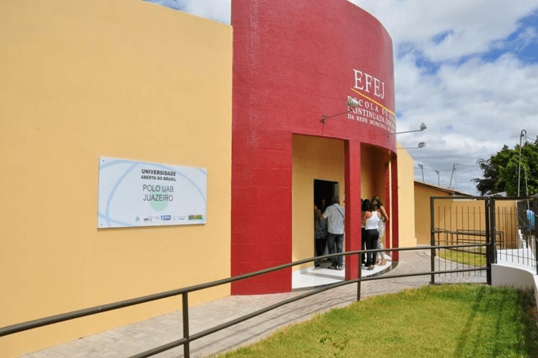Polo UAB de Juazeiro oferece 30 vagas em cursos de pós-graduação EaD pela UFBA