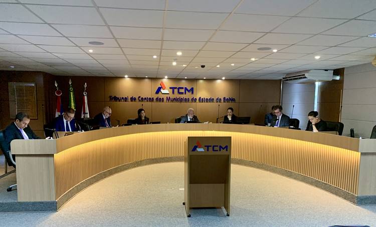 Contas de 2020 das prefeituras de Abaré e Carinhanha são rejeitadas