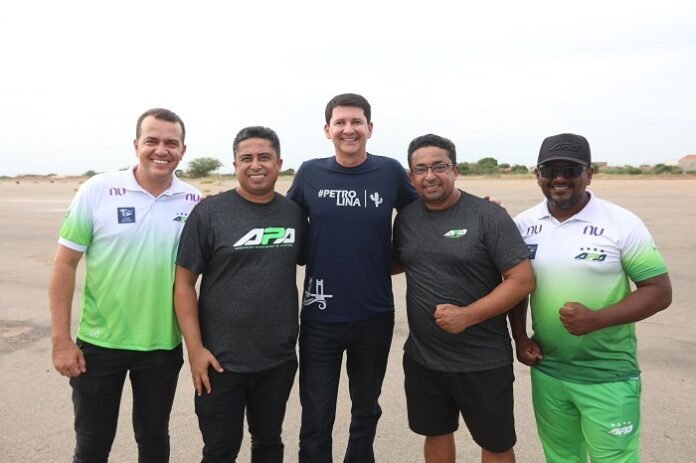 Simão Durando sanciona projetos para as construções do Hospital Altino Ventura e pista de Atletismo da APA em terrenos municipais