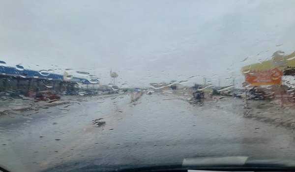 Choveu mais de 30 milímetros em 12h em Petrolina (PE) e Juazeiro (BA) neste domingo (12)