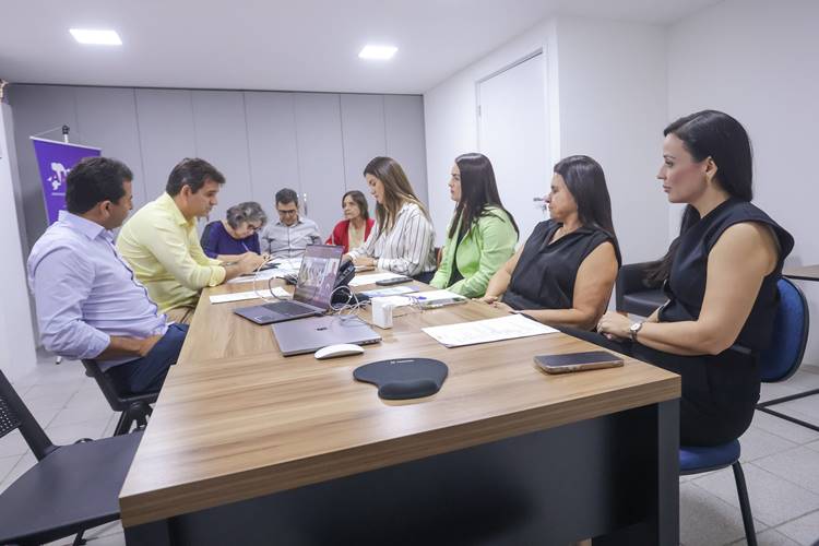 Nova diretoria da Amupe traça prioridades para 2025