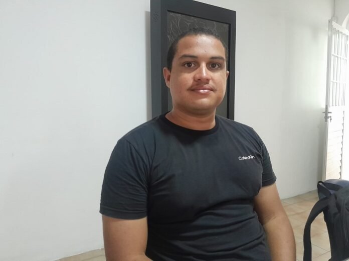 Carteira de Estudante UEP garante meia-entrada em eventos culturais e cinema; saiba como fazer 