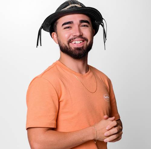 Jovem escritor promoverá em Petrolina lançamento do livro “Poesias que Curam”