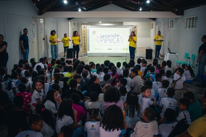 ‘Conexão Pipoca’ faz crianças viajarem através do cinema dentro das escolas de Juazeiro (BA)