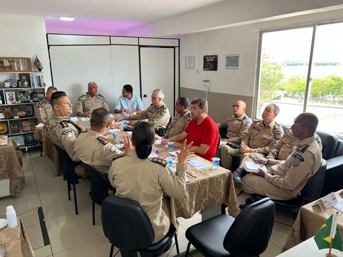 CPR-N e secretário discutem procedimentos de autorização para eventos em Juazeiro