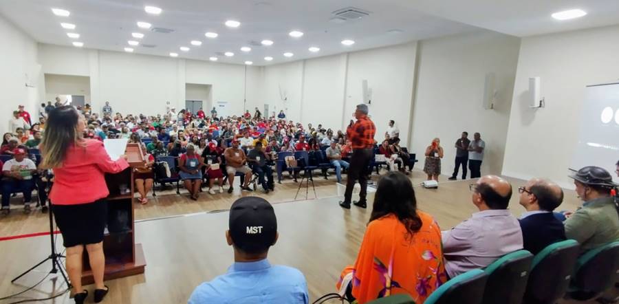 Seminário discute irrigação nos assentamentos da reforma agrária no VSF