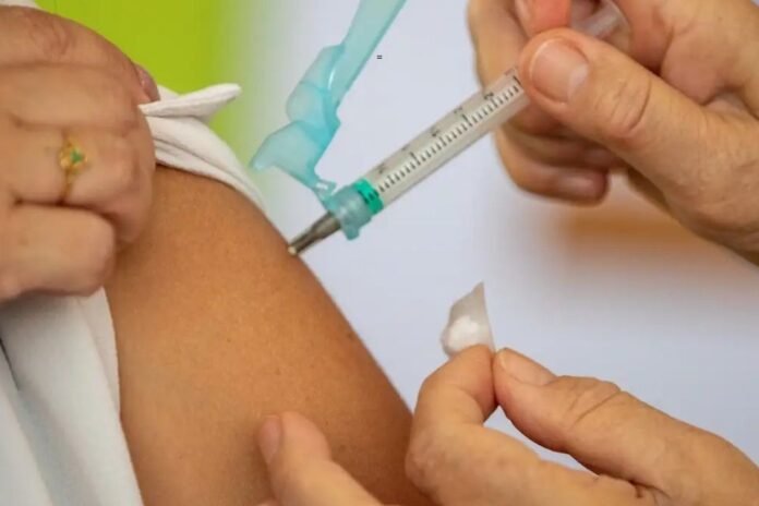 Ministério da Saúde muda Calendário de Vacinação para combater gripe; Pernambuco ainda não tem doses atualizadas